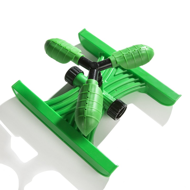 Aqua Plumb Rotating Sprinkler with 3-Arm Circular Pattern