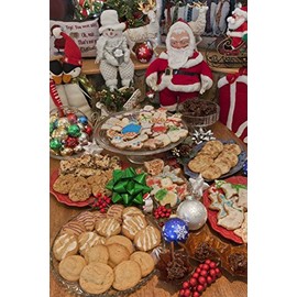 CO, Woodland Park Festive cookies during holiday by Don Grall -