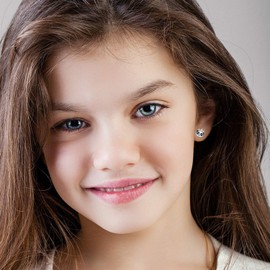 Celtic Earrings 925 Sterling Silver Women's Cubic Zirconia Earrings Celtic Irish Stud Earrings for Girls Celtic Jewellery Women Children, Sterling Silver