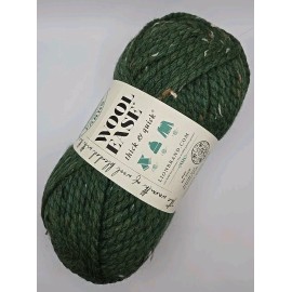 Lion Brand Wool-Ease Thick & Quick Yarn Kale Color 6oz/170g 106yds/97m Bulky#6
