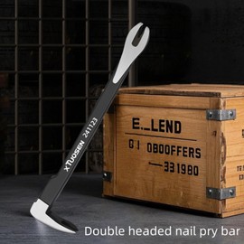 Nail Puller ，Multi functional operating tool for lifting and pulling nails and pry bars.
