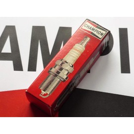 Champion RN9YC OE006/T10 Spark Plug