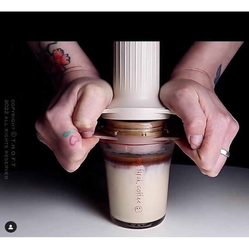 Cafflano Kompresso : Portable Espresso Coffee Maker for Camping &