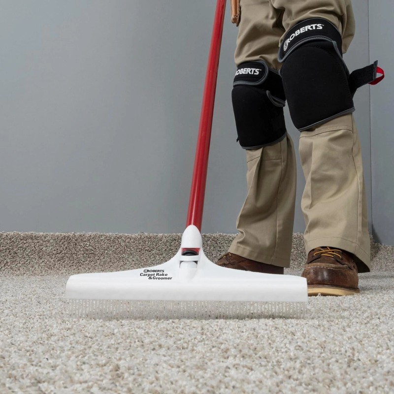 ROBERTS 12" Carpet Rake and Groomer with 51" Handle