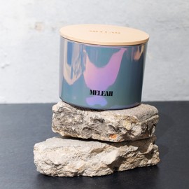 Meleah Cozy Nights Scented Candle for Home and Spa, Natural Soy Wax Candles Scented with Jasmine, Bergamot, Musk and Citrus in Decorative Glass Jars, Warm, Comforting Scent (138x138x167mm)