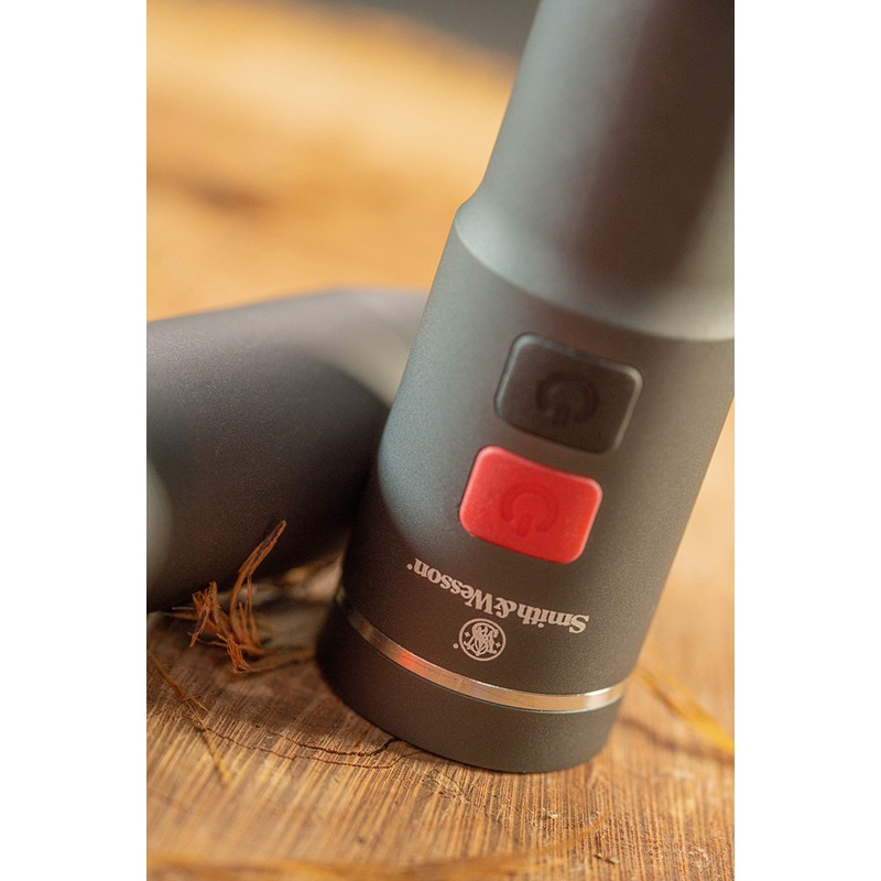 Smith & Wesson Night Guard Dual Beam Flashlight with 2