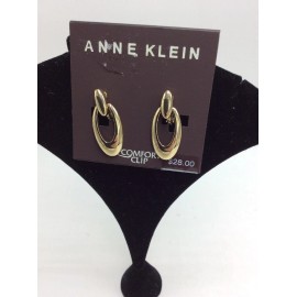 Anne Klein $28 Anne Klein gold tone  clip on stud earrings 521