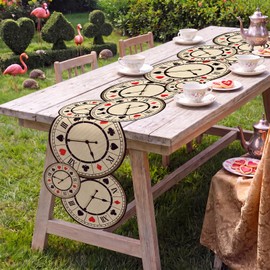 1 Pcs Wonderland Themed Tea Party Decoration, Black and Red