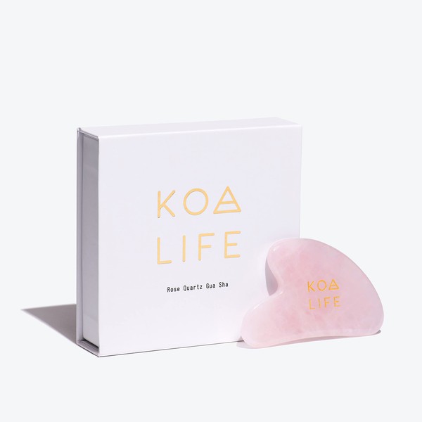 KOA LIFE Herramienta facial Gua Sha de cuarzo rosa, herramienta de masaje diseñada para promover la microcirculación, reduce la hinchazón, reduce los signos de envejecimiento con esta herramienta de drenaje linfático