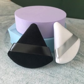 6 Powder Makeup Puffs Cosmetic Powder Puff Cotton Foundation Puffs Soft Triangle Makeup Pads Sponges Black Concealer Puffs for Setting Powder Under Eyes