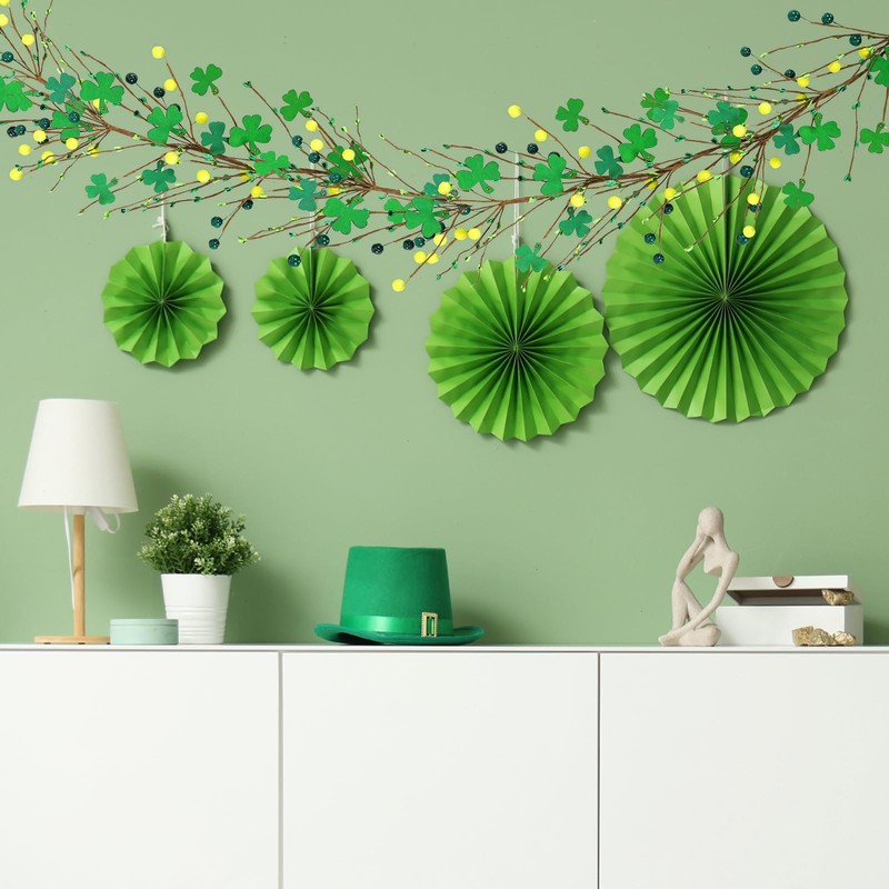 Winlyn 5.2 Ft Artificial St Patrick's Day Garland Lucky Shamrock