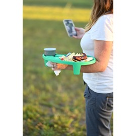 Wisconic Beach Pack - 4x All-in-One Food Trays & 4x 16oz Disposable Drinking Chill-Cups Combo - For Parties, Picnics, & All Events - Made in the USA - Light Blue, & Green with Grey Cups