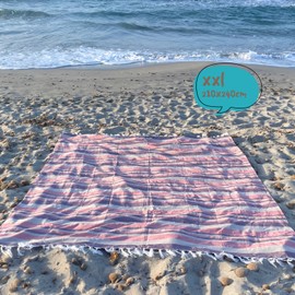 MOMOMUS Thin Picnic Blanket XXL for Beach - with Fringes - Beach Mat / Bath Blanket / Beach Blanket Sand-Free for Picnics or Lightweight Camping Blanket for Outdoor Use - Salmon Colour, 210 x 240 cm