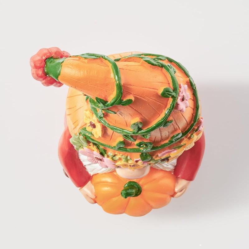 DN DECONATION Autumn Gnome Figurine with Light