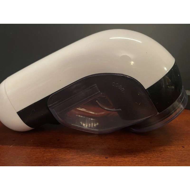 Yofi Fabric Lint Razor Shaver- Battery Operated Cordless - For