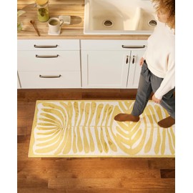 TOWN & COUNTRY LUXE Livie Matisse Cutout Everwash™ Washable Multi-Use Decorative Rug, Kitchen Runner Rug, Low-Profile Door Mat, Bedroom Rug and Dorm Room Rug with Non-Slip Backing, Gold, 24"x72"