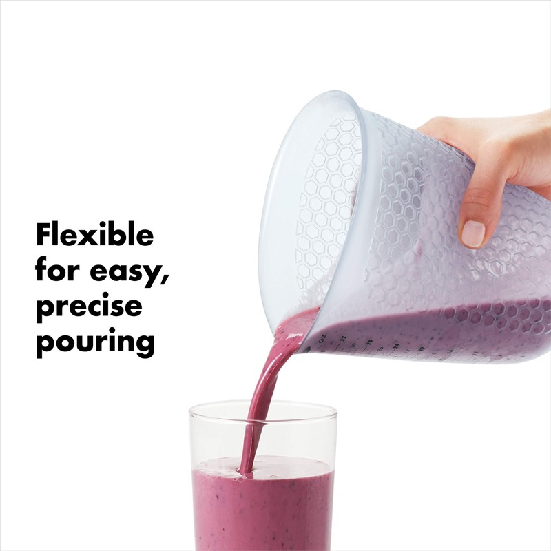 OXO Good Grips 1-cup Squeeze & Pour taza de medir