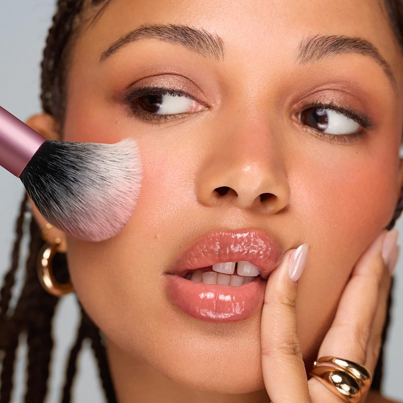 Real Techniques Precision Blush Brush, 1 Count