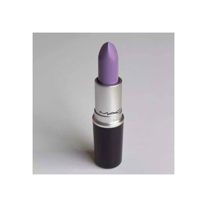 MAC Amplified Creme Lipstick Lured In 0.1 oz / 3g