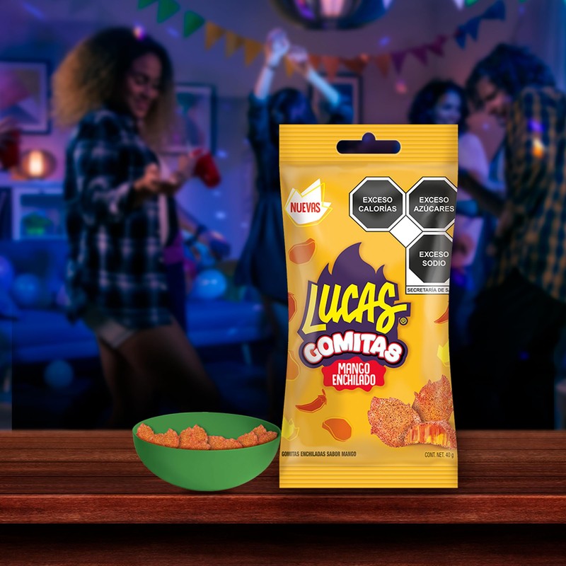 Lucas gomitas sabor mango enchilado 130g