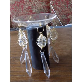 Unbranded 2 Candle Drips With Clear Acrylic Prisms. - clear and gold