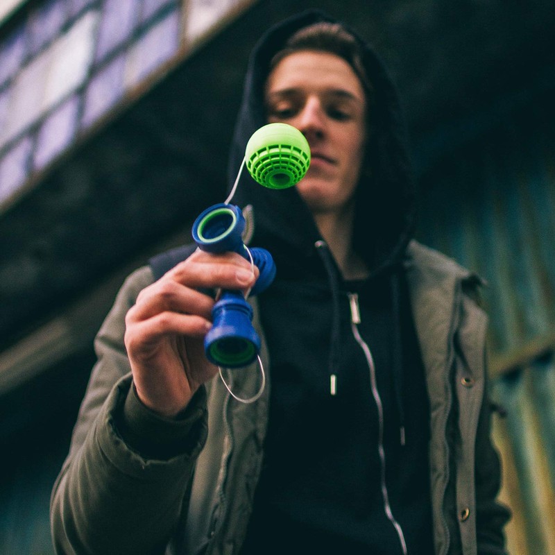 YOYO FACTORY Catchy AIR Kendama - Grey/Teal (traditional japanese skill