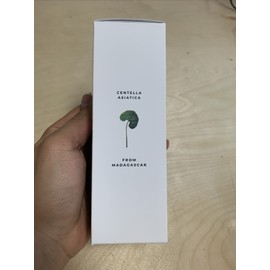 Skin1004 [US Seller] SKIN1004 Madagascar Centella Light Cleansing Oil 6.76 oz EXP: 08/27