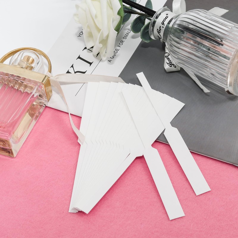 YUYUDEHM 200 PCS Disposable Perfume Test Strips, Fragrance Paper Strips