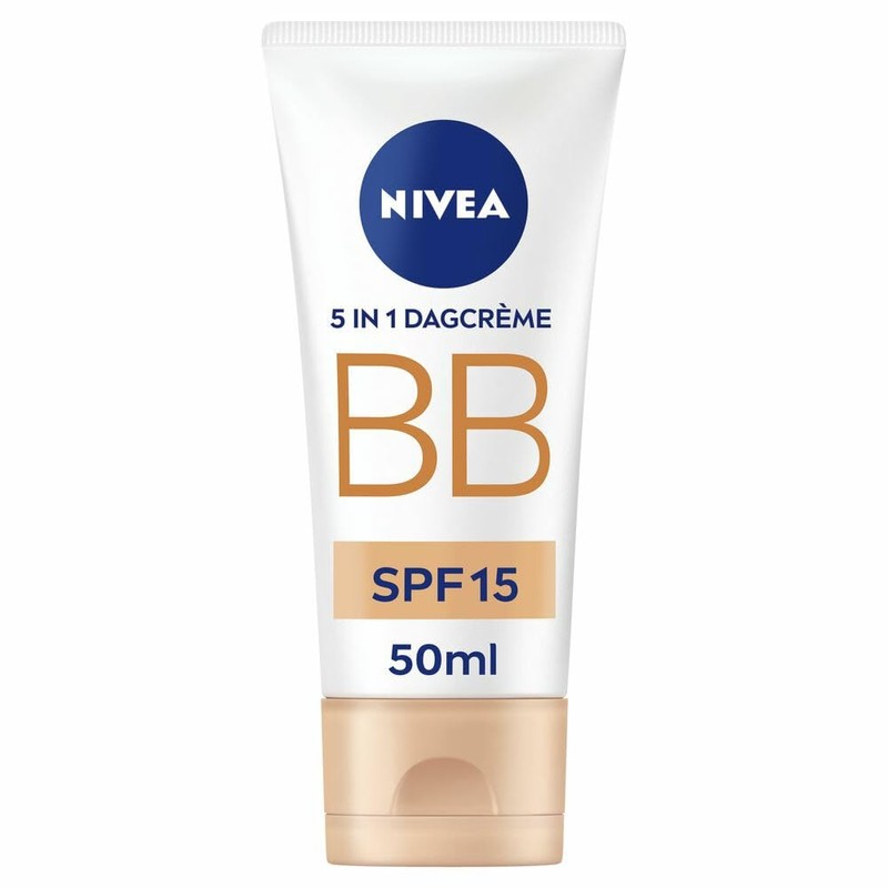 NIVEA Essentials 5-in-1 BB Crème Light - SPF 15 -