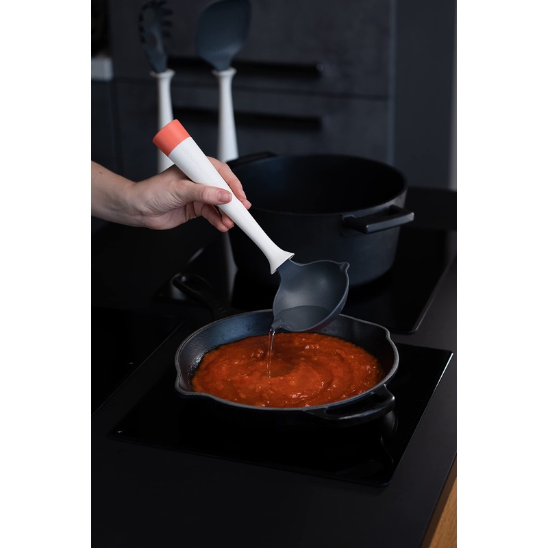 Trebonn - UP! Ladle - The innovative ladle that stands