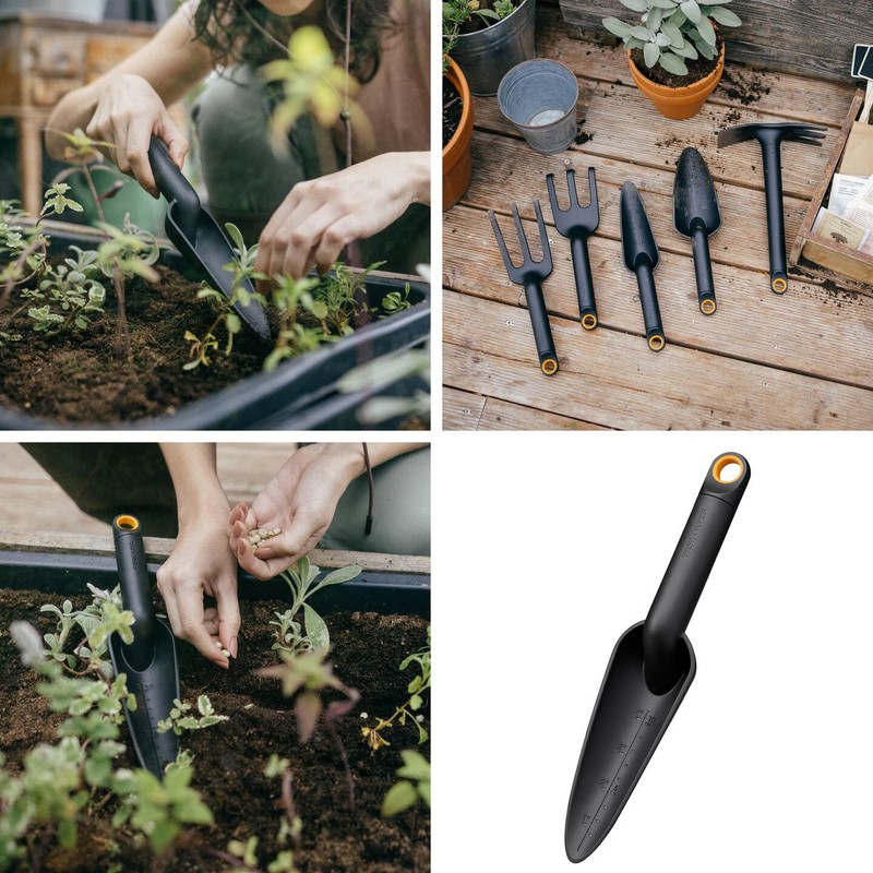 Fiskars Planting Trowel for Planting and Transplanting, Solid, Length: 28