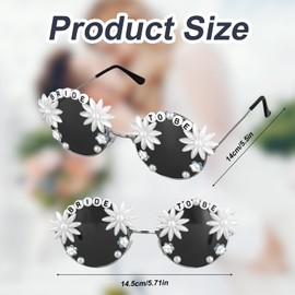 PEUTIER Bride Sunglasses for Bachelorette, Bride To Be Sunglasses Vintage Daisy Flower Sunglasses Bride Pearl Glasses for Bachelorette Accessories Party Favors Gifts