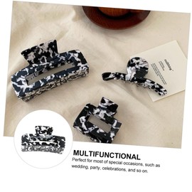 Ipetboom Stylish Black White Cow Pattern Hairpin Durable Claw Clip Woman Headdress Hair Grabbing Tool Party Wear