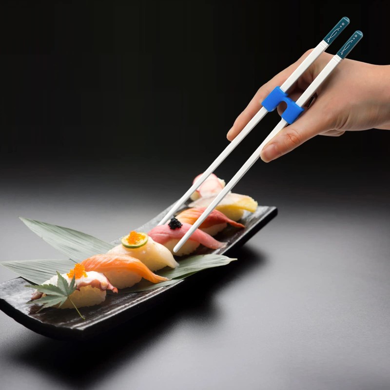 5 Pairs Chopsticks and Chop stick Helpers Set, Plastic Hinges