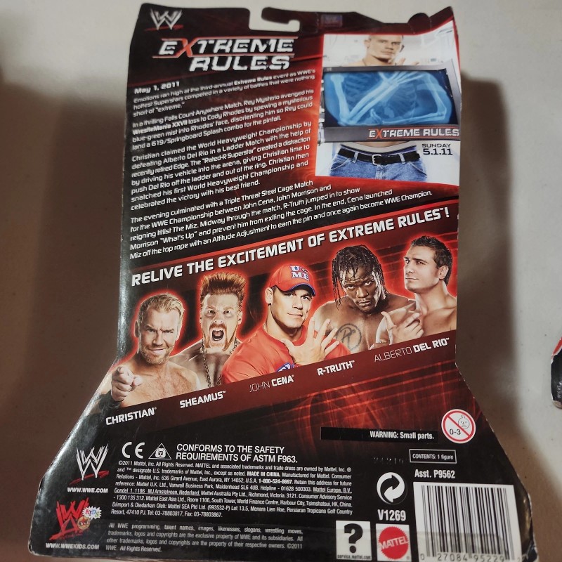 WWE Extreme Rules REY MYSTERIO 2011 Wrestling Action Figure Mattel