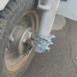 LEONTOOL 2.5" Exhaust U Bolt Clamp 2Pcs Heavy Duty Muffler U-Bolt Clamps Muffler Exhaust Clamps Muffler Tip Exhaust Hook Exhaust Clip Pipe Clamps Muffler Clamps for Pipes Connection