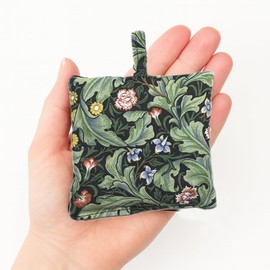 Lavender Sachet – William Morris Inspired Leicester, French Lavender, Drawer & Wardrobe Freshener, Handmade in UK, 100% Cotton Gift  (Green)