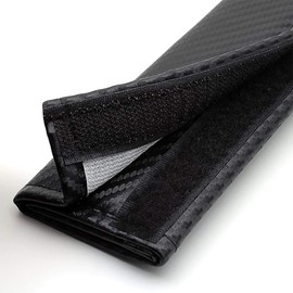Carbon Fibre Effect Seat Belt Shoulder Cover Pads. Polestar v60 XC90 S40 V70 XC70 (Bl/Gn))