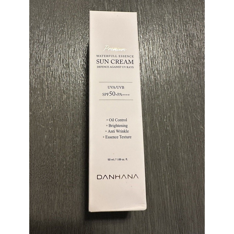 DANHANA DAHANA Premium Waterfull Essence Sun Cream SPF50+/PA ++++ DANHANA