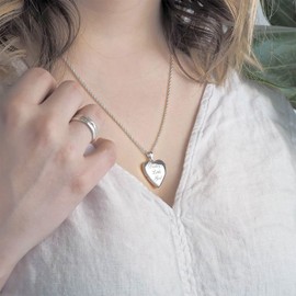 PicturesOnGold.com Sterling Silver 'Daddy's Little Girl' Heart Locket Pendant Necklace - 3/4 Inch X 3/4 Inch (Locket + Photo)