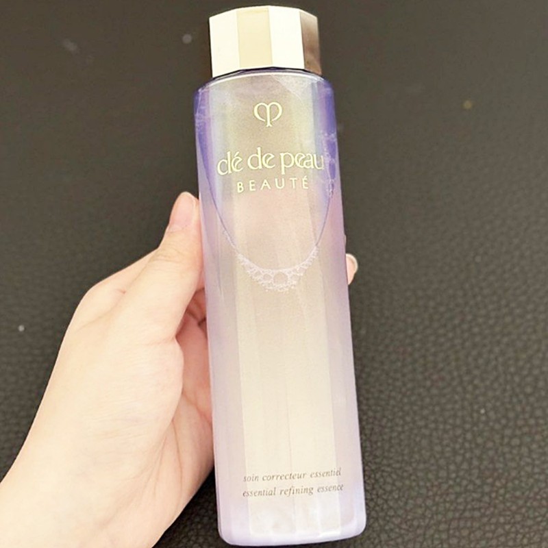 Clé de Peau Beaute Cle de Peau Beauté Essential Refining