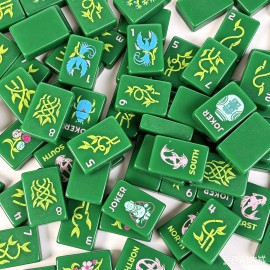 Standard 160 Tiles With Instruction Manual High Quality Western Mahjong Set American Mah Jongg Set for Daily PlaySize: 1.26*0.95*0.63 Inch, Color: Green Mushroom