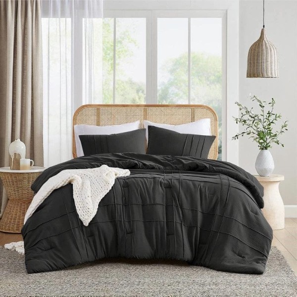 FastFurninshing Twin/Twin XL Pre-Washed Pleated Microfiber Comforter Set in Black