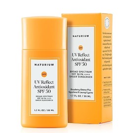 Naturium UV Reflect antioxidante, amplio espectro SPF 50 PA ++++ protector solar transparente, protector ligero para cara y piel con acabado mate suav
