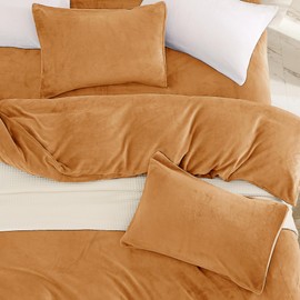 JELLYMONI 2 Pack Velvet Pillowcases King Size - Ultra Soft Flannel Pumpkin Orange Pillow Covers with Envelope Closure (Pillows are not Included)