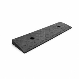 Kerb Ramp for Cars, Bikes & Wheelchairs – Non-Slip Plastic Threshold Ramp for Smooth Height Transitions