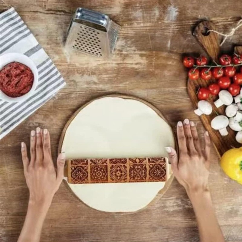 Wooden Rolling Pin, Rolling Pin with Metal Axle, Pattern Embossing