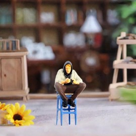 Baoblaze 1/64 Scale Men Model Figures Mini People Model,Movie Props Sand Table Layout Decoration,Diorama Layout 1/64 Men Figures Model, blue