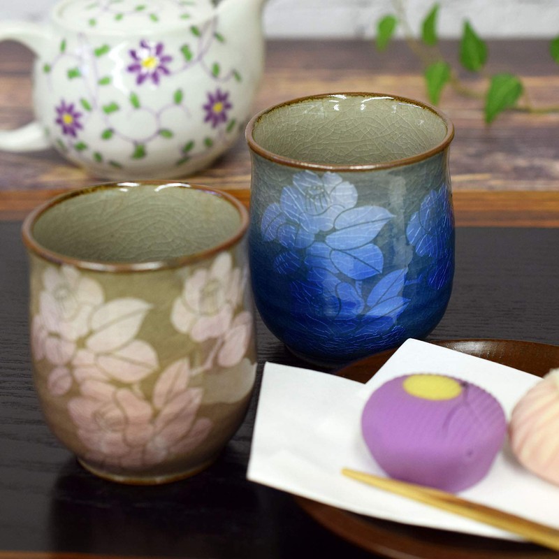 Kutani Ware Pair Teacup Ginsayama Tea Flower Couple Teacup 60th
