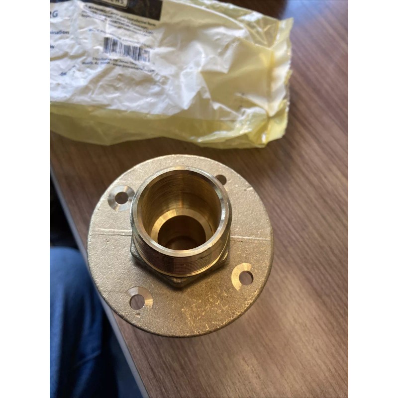 Jones Stephens PEXALGAS 32 mm(1" eq.) TH x 1” MPT